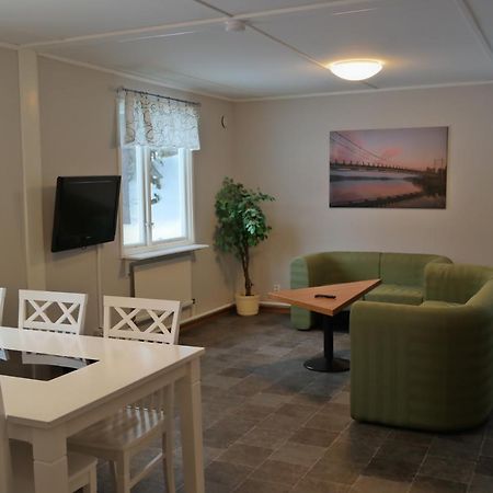 Hostel Skogsglaentan Storuman Buitenkant foto
