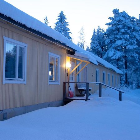 Hostel Skogsglaentan Storuman Buitenkant foto