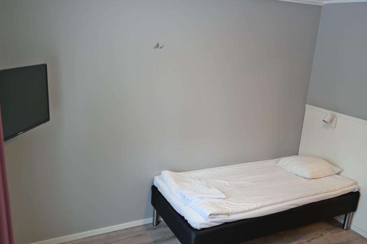 Hostel Skogsglaentan Storuman Buitenkant foto