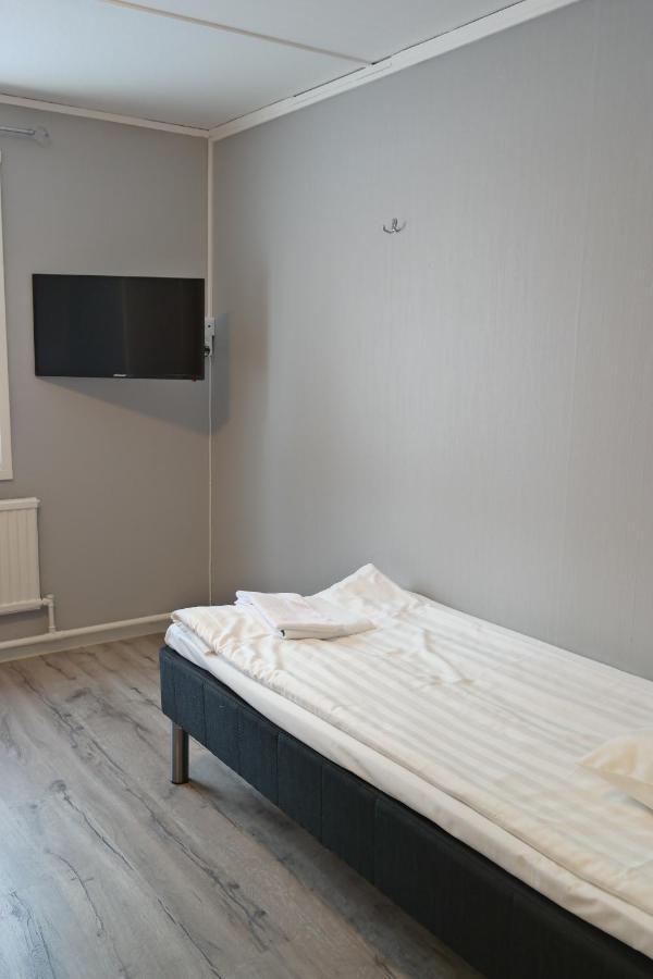Hostel Skogsglaentan Storuman Buitenkant foto