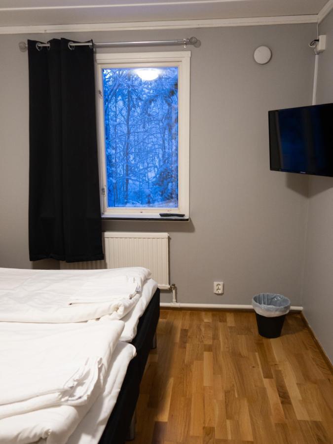 Hostel Skogsglaentan Storuman Buitenkant foto