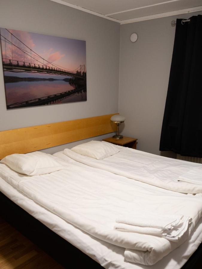 Hostel Skogsglaentan Storuman Buitenkant foto
